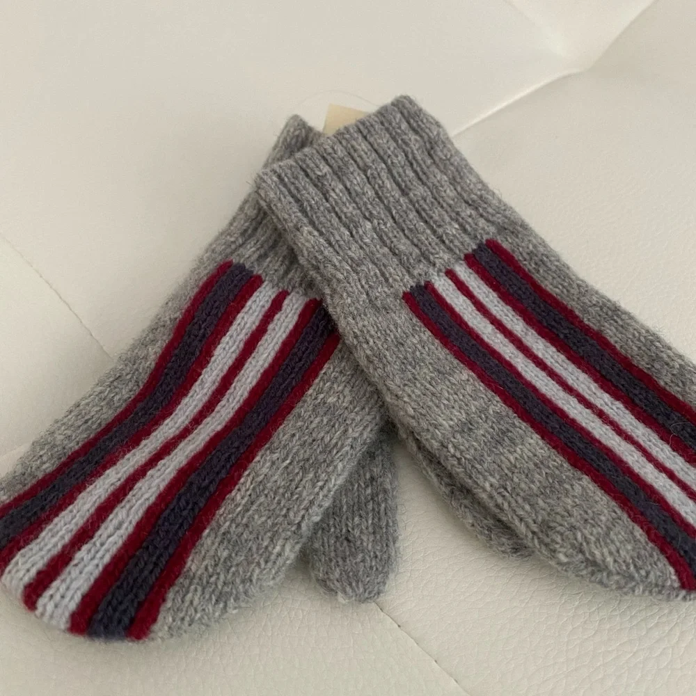 NWT Jacadi Mittens